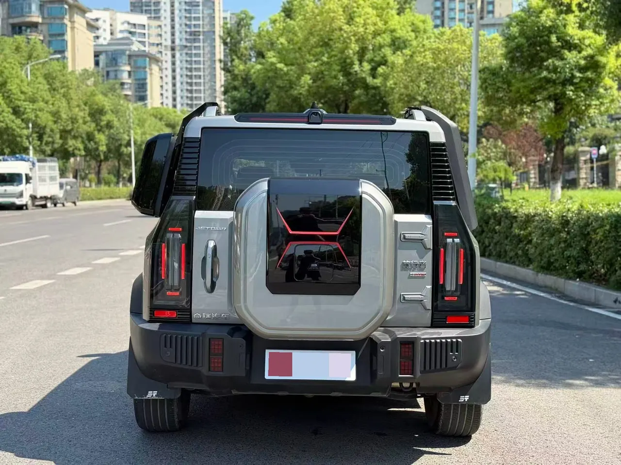 Jetour 2024 Traveler 2.0T Four-Wheel-Drive Cross-Country PRO Entertainment Version Automatic Transmission 8