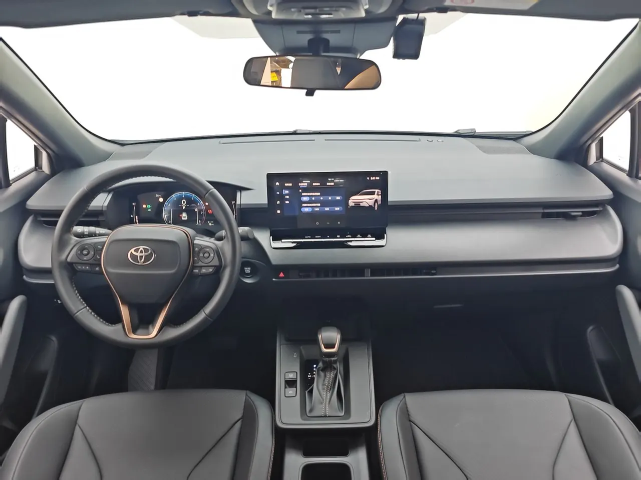 Toyota 2026 Front Landa 2.0 Stepless Comfort PLUS Edition Automatic Gear 5