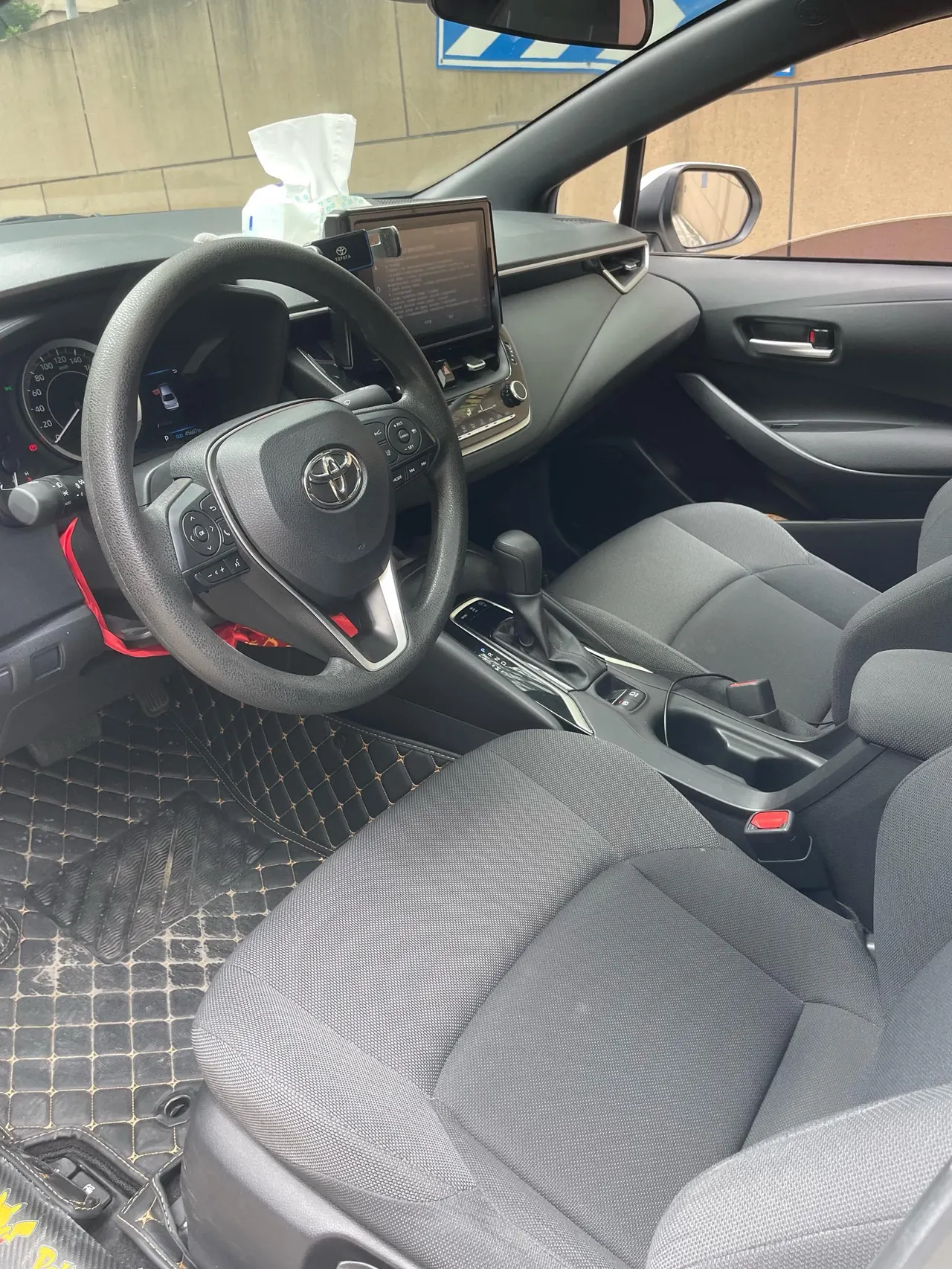 Toyota 2022 Lei Ling 1.2T Stepless 185T Deluxe Automatic Gear 5