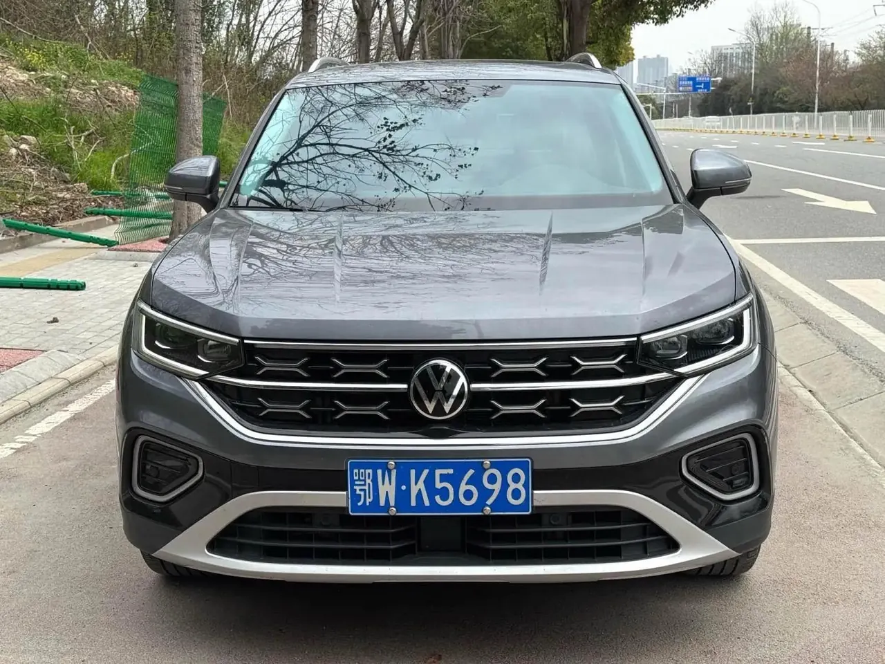 Volkswagen 2023 Tanyue 2.0TSI 330TSI Two-Drive Luxury Plus Advanced Edition Automatic Gear 2