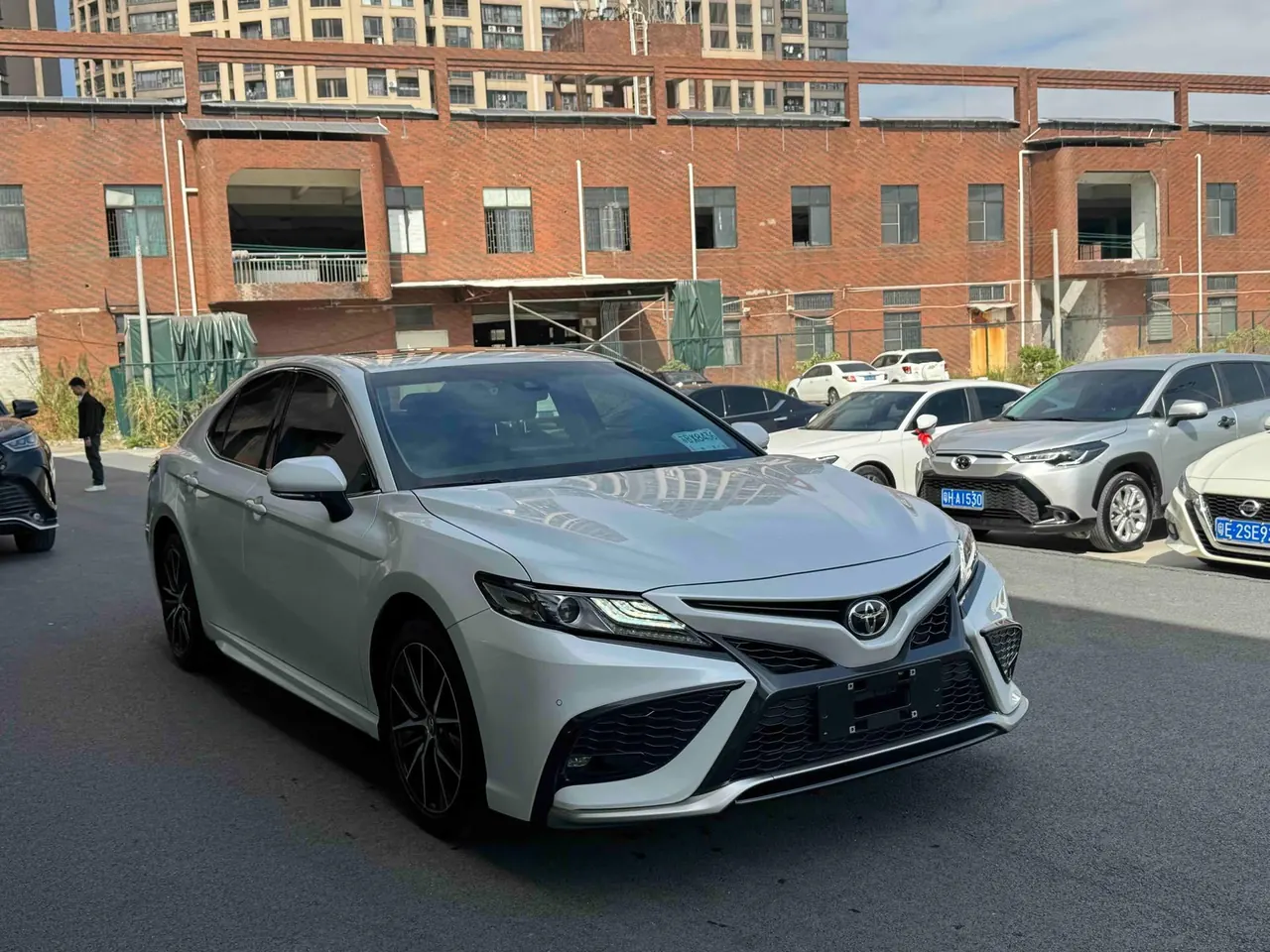 Toyota 2022 Camry 2.0S Stepless Knight Edition Automatic Gear 3