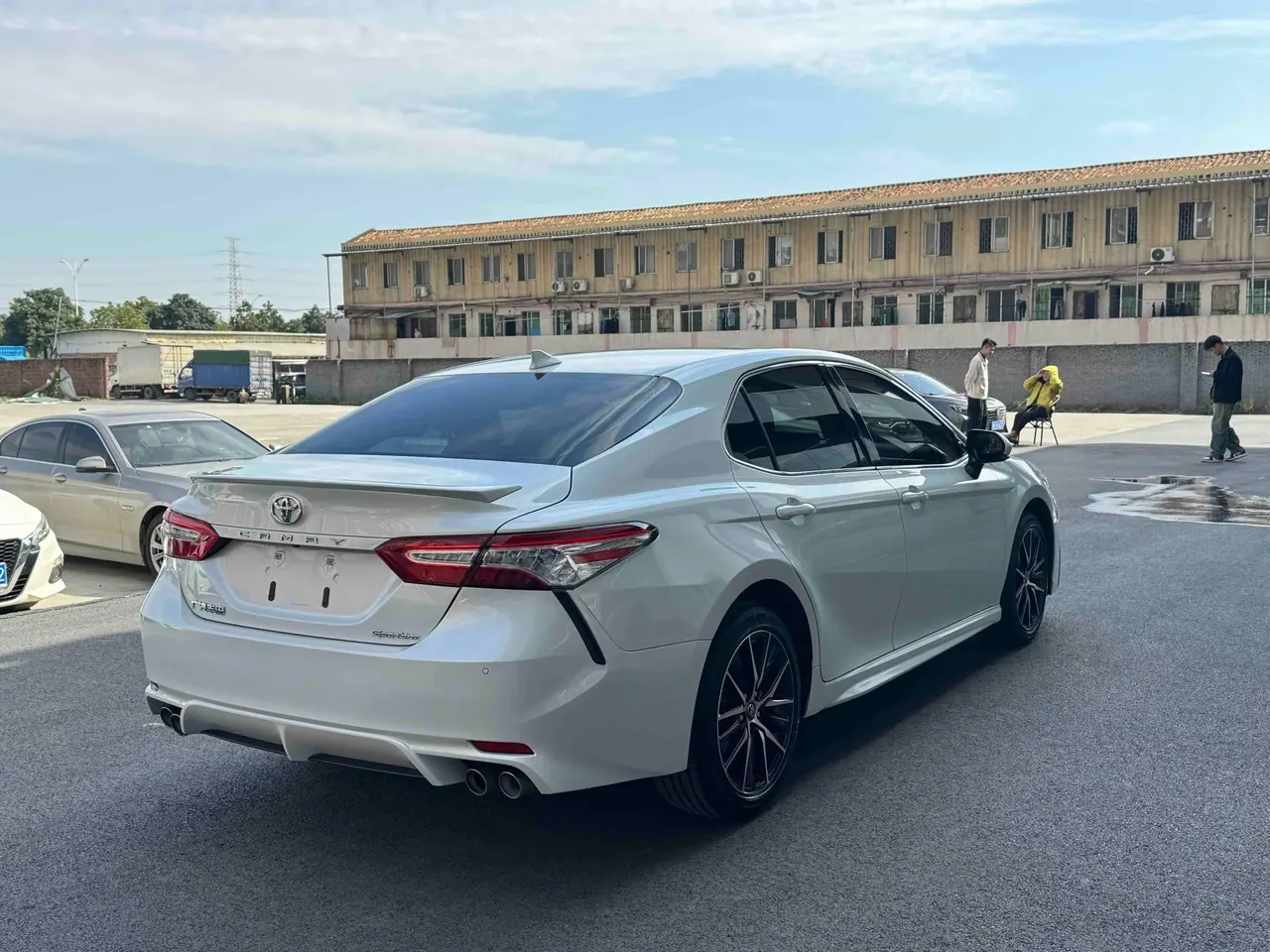 Toyota 2022 Camry 2.0S Stepless Knight Edition Automatic Gear 9