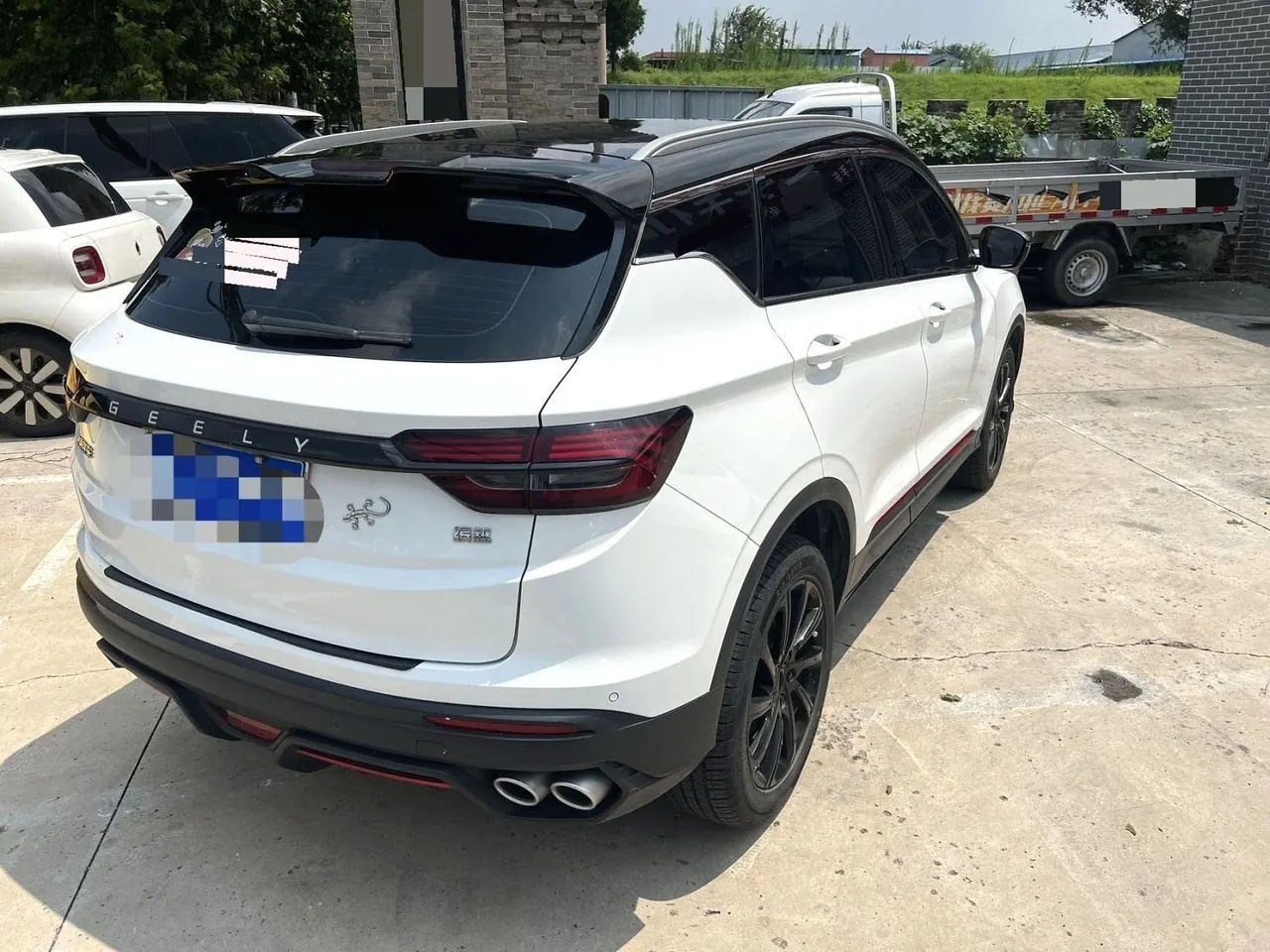 Geely 2021 Plantronics 1.4T Diamond Edition Automatic Gear 3