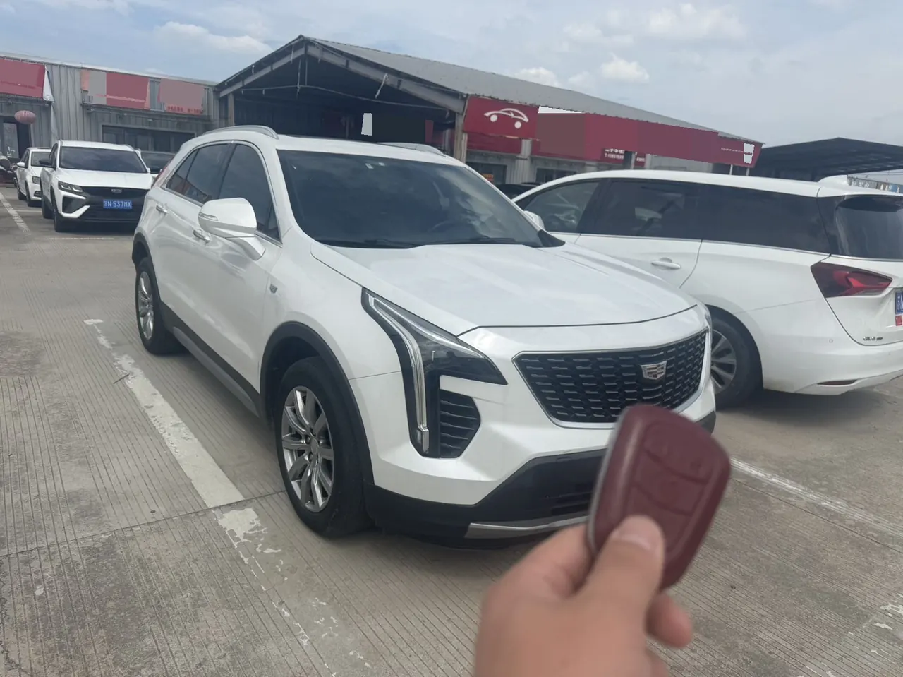 Cadillac 2021 XT4 2.0T 28T Two-Drive Leading Automatic Gear 2