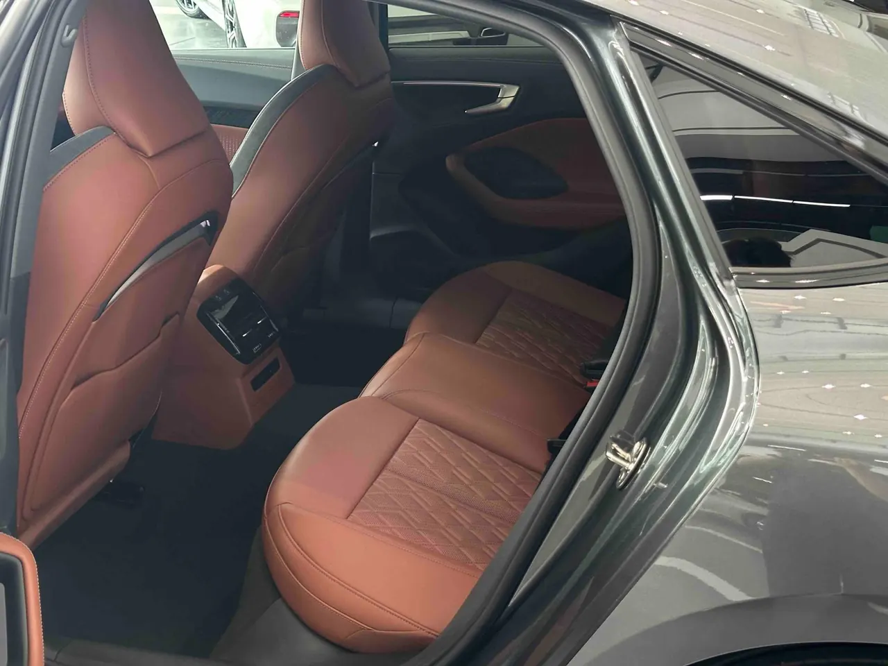Audi 2026 A5L 2.0T Sport Plus Automatic 11
