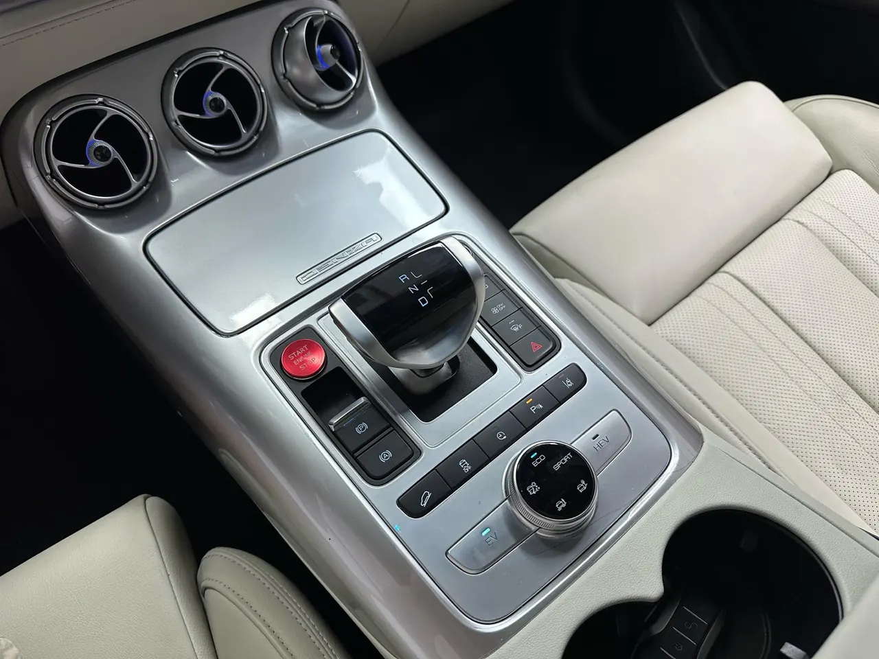 Denza 2020 Denza X PHEV 2.0T Ultimate Automatic Gear 14