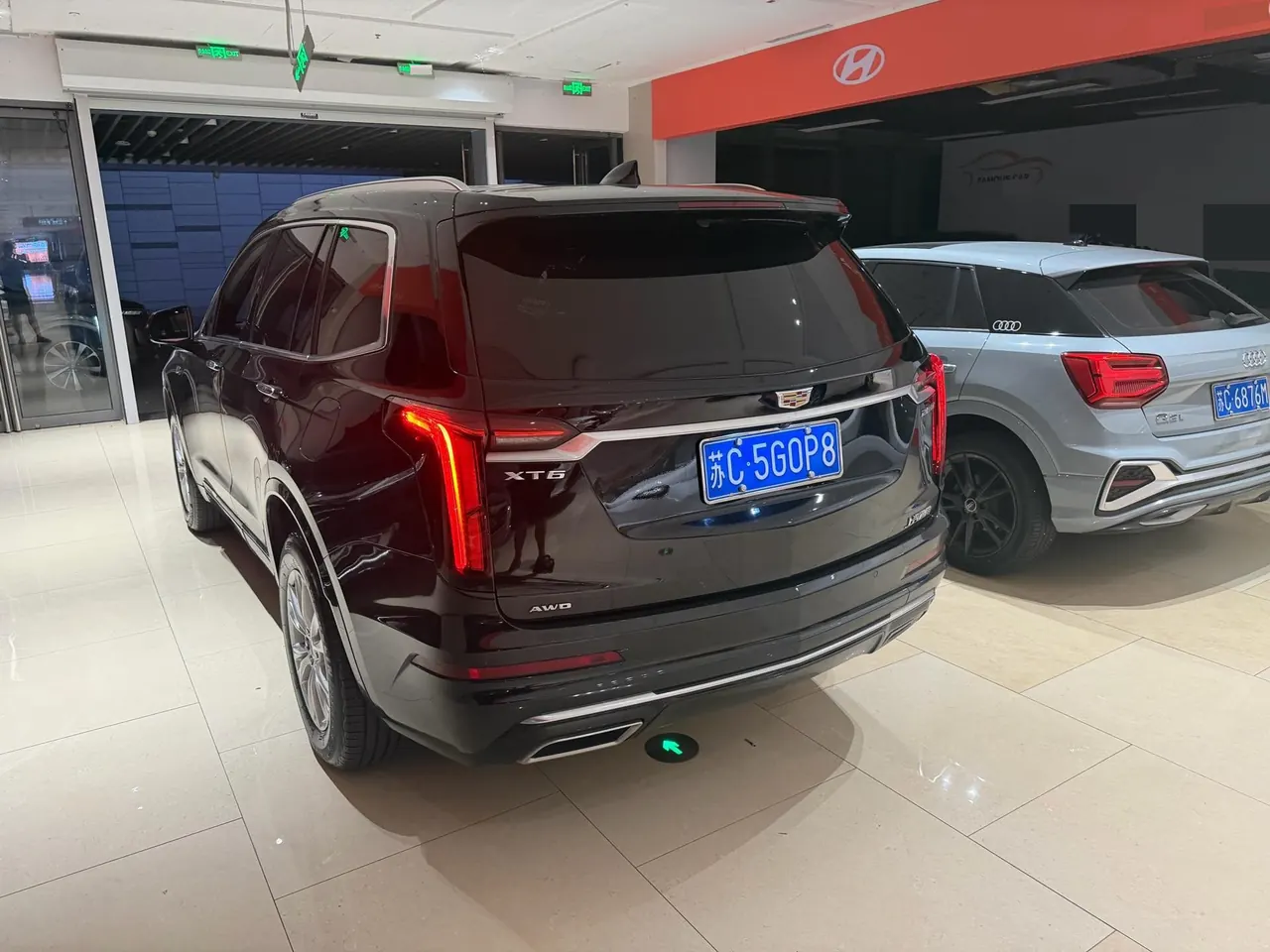 Cadillac 2022 XT6 48V 2.0T 7-seat four-wheel drive fashion automatic gear 10