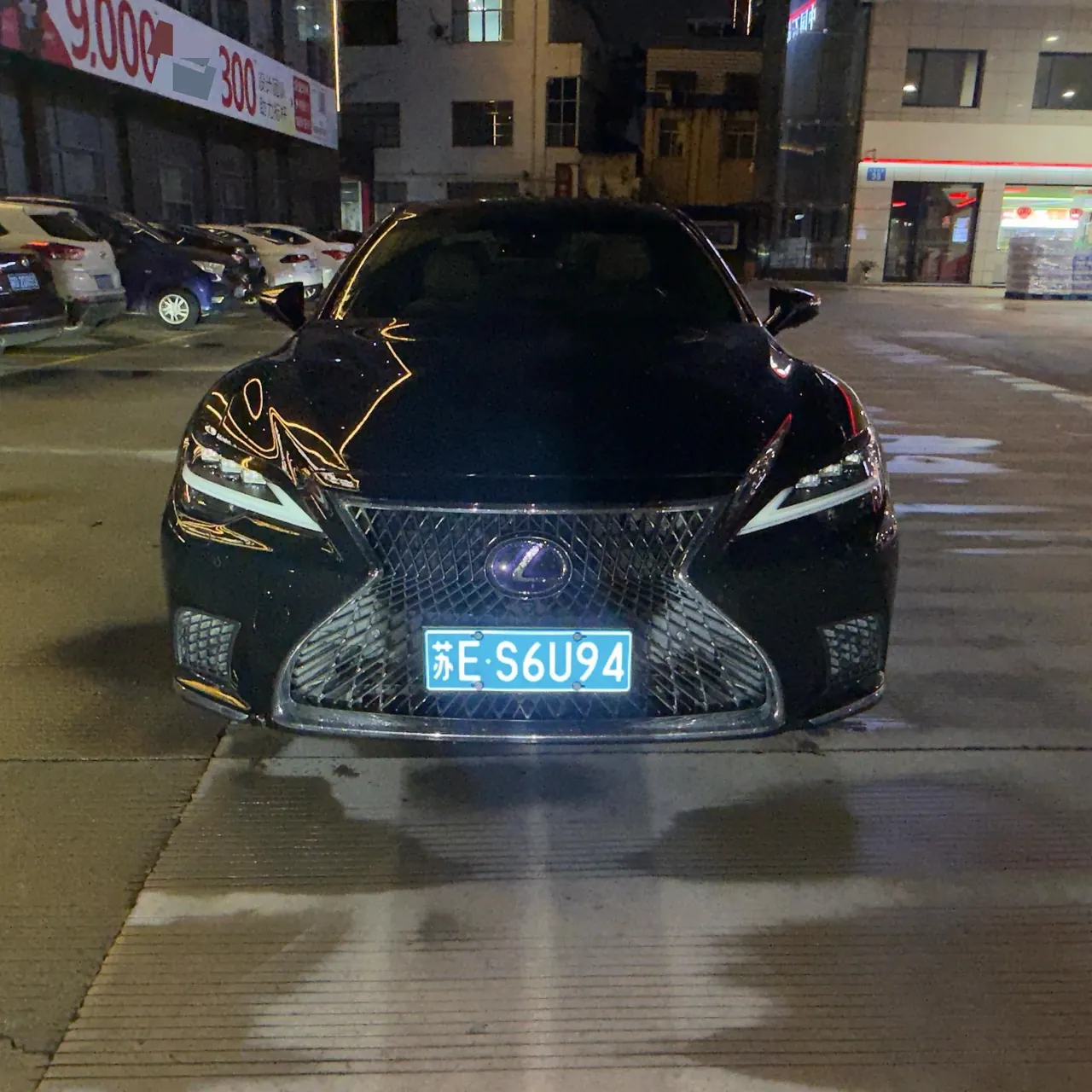 打开图片灯箱:Lexus LS (Imported) 2021 LS500h 3.5 Stepless/Automatic Excellence Edition Automatic Gear