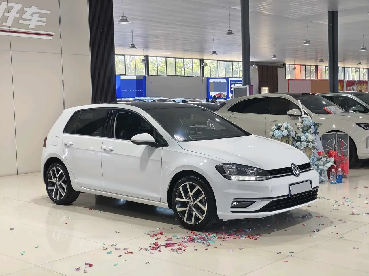 Volkswagen 2020 Golf 7 1.4TSI 280TSI Luxury Automatic 3