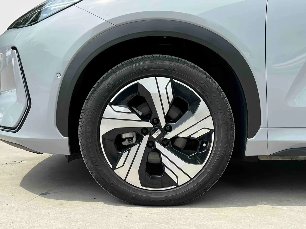 Geely Galaxy 2024 E 5 530km Starship Edition Automatic Gear 4