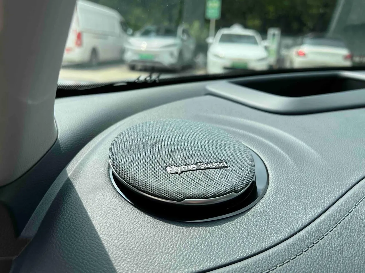Geely Galaxy 2024 E 5 530km Starship Edition Automatic Gear 9