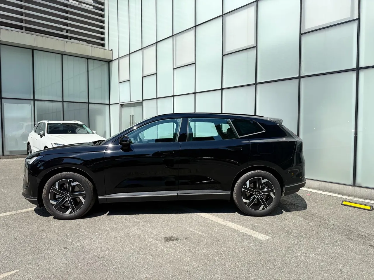 Volvo 2026 XC70 1.5T Two-Drive Long Endurance Core Automatic Gear 6