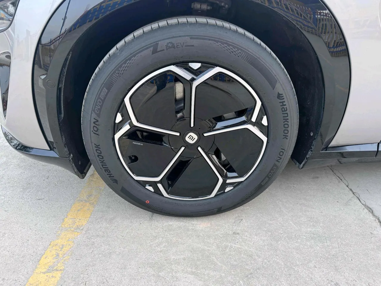 MI 2025 YU7 Long Endurance Rear Drive Automatic Gear 11