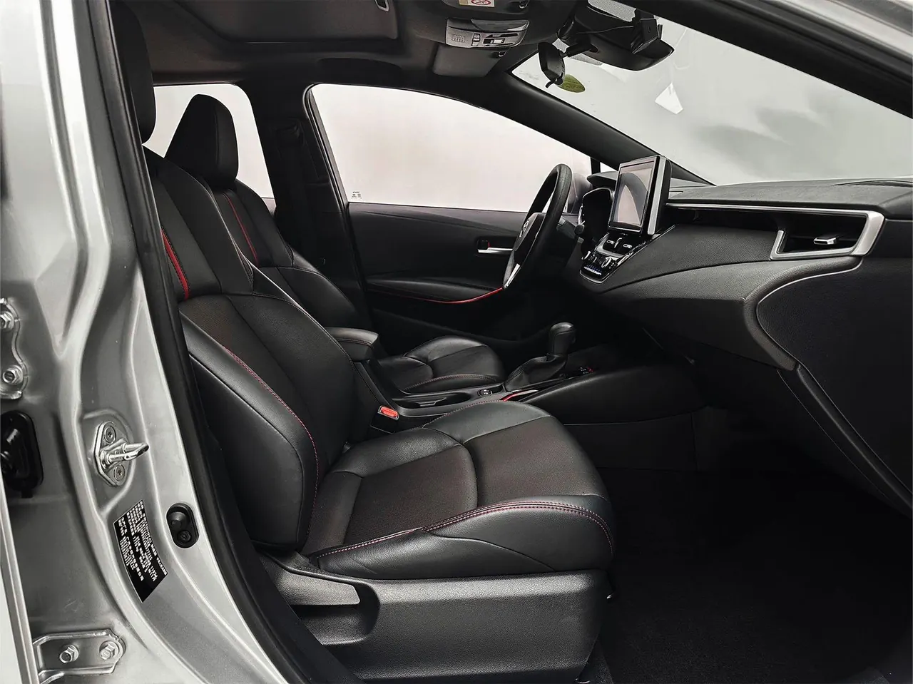 Toyota 2021 Lei Ling 1.2T Stepless 185T Sports Edition Automatic Gear 19