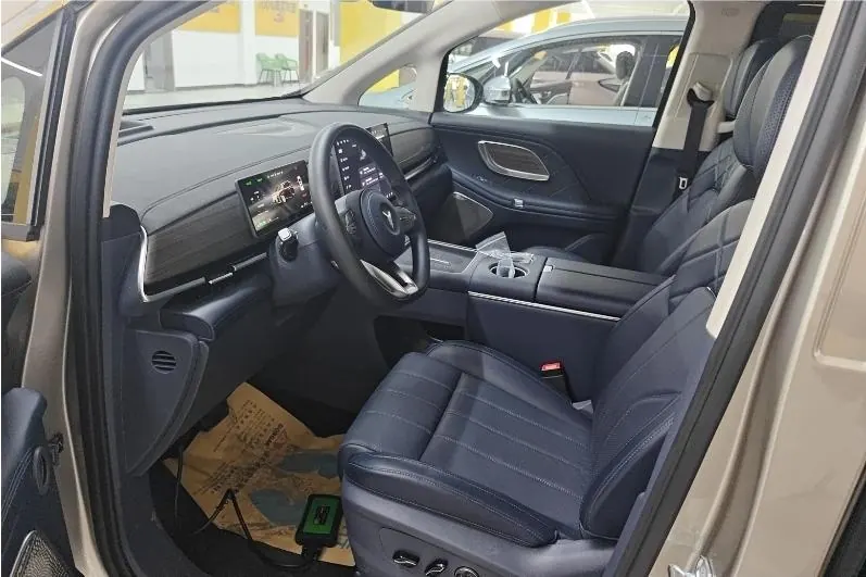 Voyah 2026 dreamers PHEV 1.5T dry Kun Ultra automatic gear 3