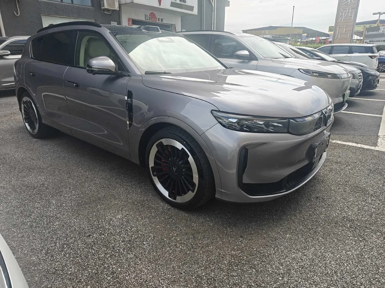 Voyah 2025 FREE four-wheel drive dry Kun version of automatic gear 3