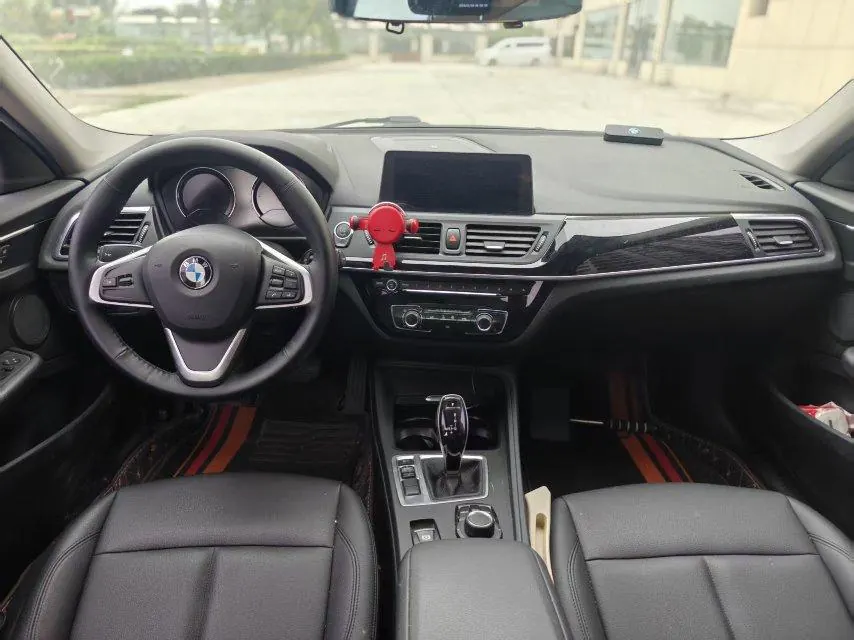 BMW 1 Series 2020 120i 1.5T Fashion Automatic 5