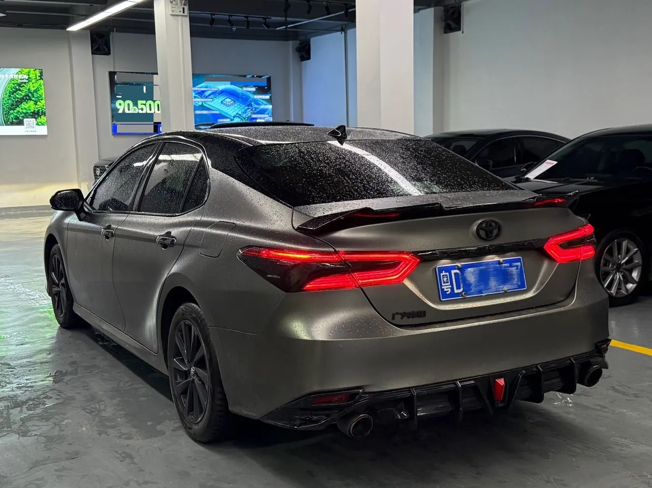 Toyota 2021 Camry 2.0G Stepless Deluxe Edition Automatic Gear 2