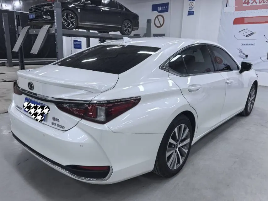 Lexus ES (Imported) 2020 ES200 2.0 Stepless Deluxe Edition Automatic Gear 7