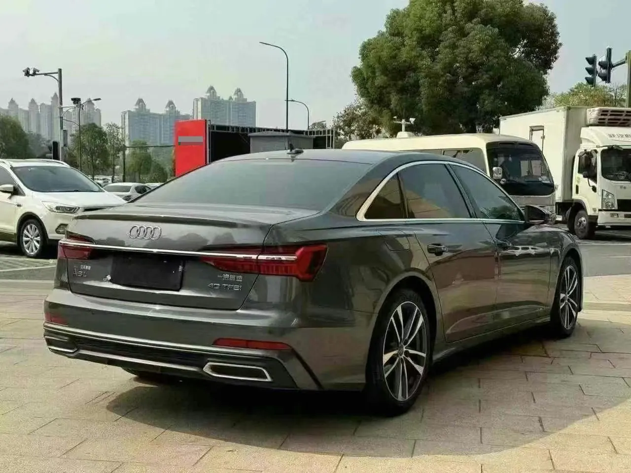Audi 2020 A6L 2.0TFSI 40TFSI Deluxe Dynamic Automatic 5