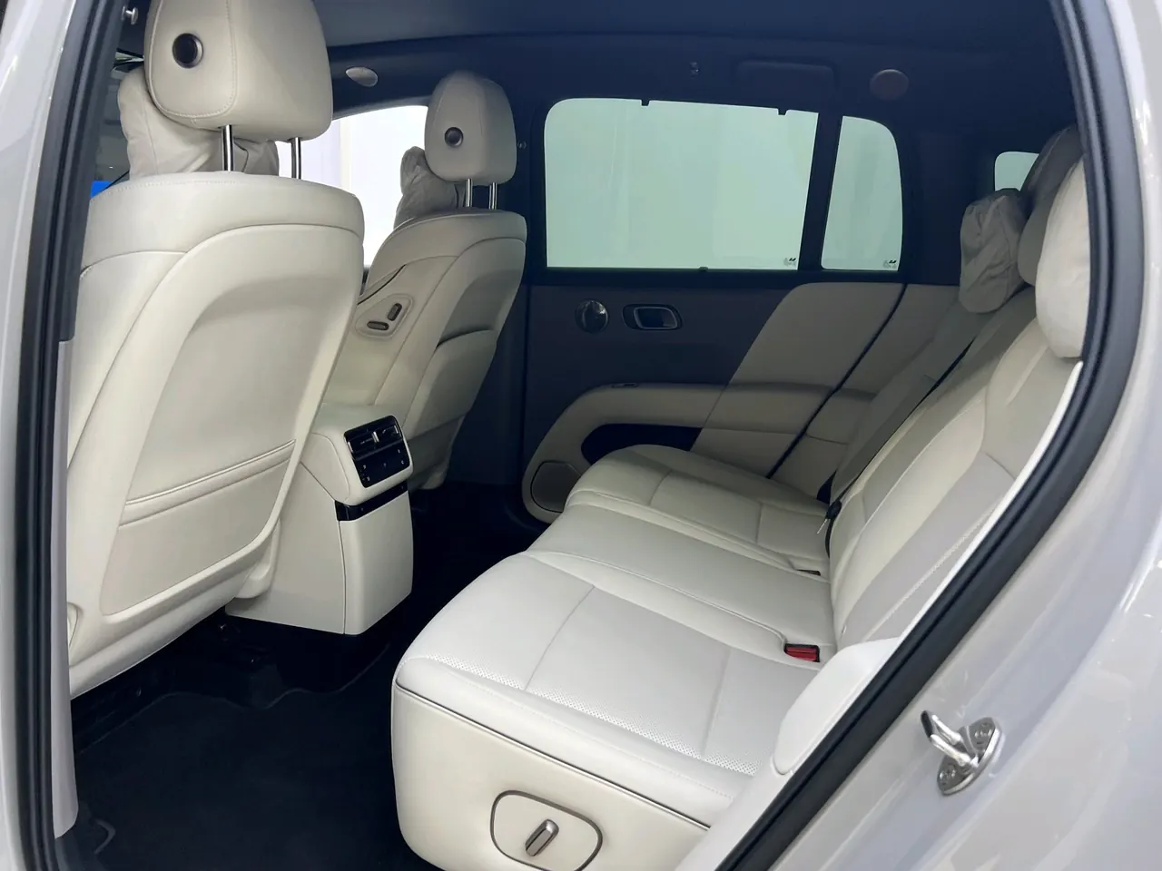 Li 2025 i6 four-wheel drive basic automatic transmission 2