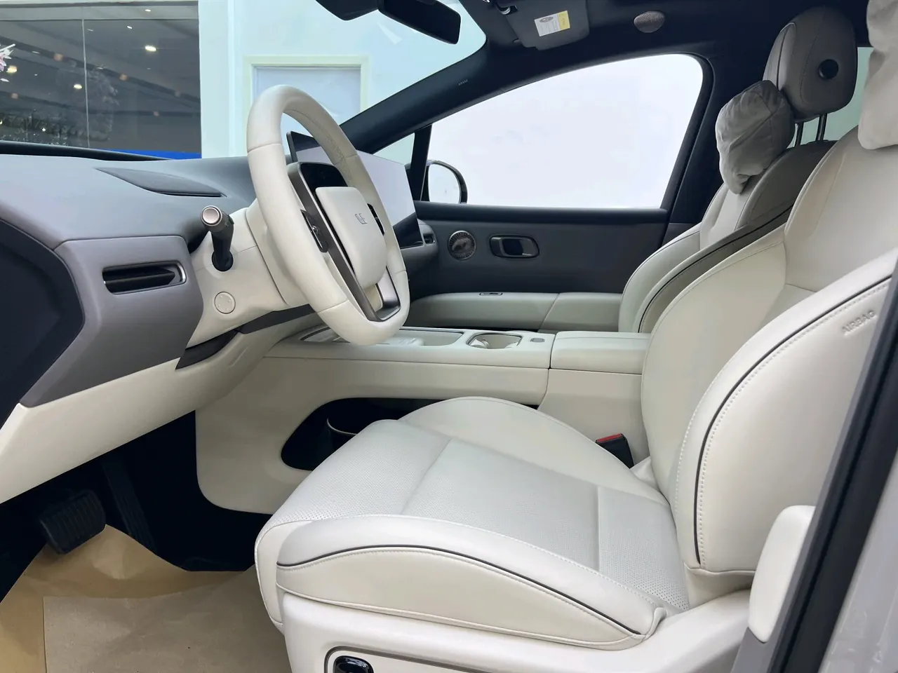 Li 2025 i6 four-wheel drive basic automatic transmission 3