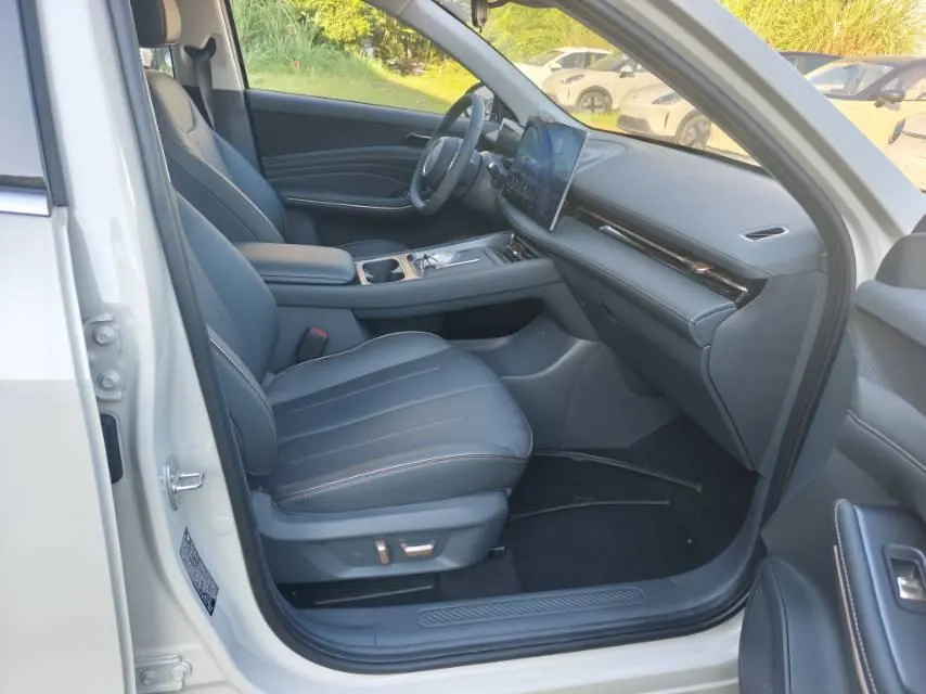 BaoJun 2026 Yunhai 1.5 stepless 140km standard automatic gear 10