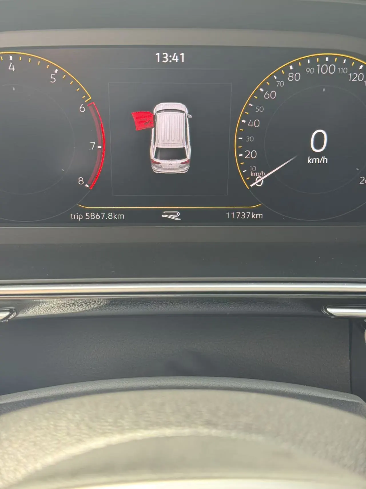 Volkswagen 2025 Tiguan L R-Line 2.0TSI 330TSI outstanding two-wheel drive R-Line Long Yao version automatic gear 8