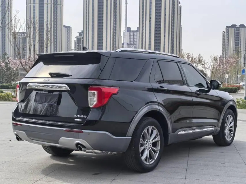 Ford 2020 Explorer 2.3T EcoBoost 285 Four-wheel Drive Fashion Edition 7-seat Automatic Gear 6