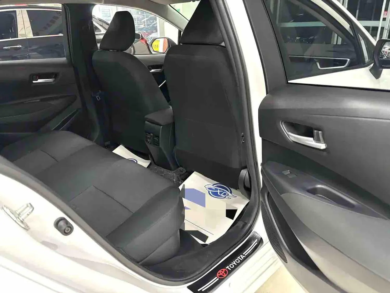 Toyota 2023 Corolla Double Engine 1.8 Stepless Intelligent Electric Hybrid Pioneer Edition Automatic Gear 3