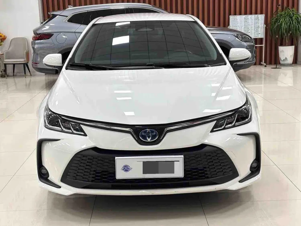 Toyota 2023 Corolla Double Engine 1.8 Stepless Intelligent Electric Hybrid Pioneer Edition Automatic Gear 5