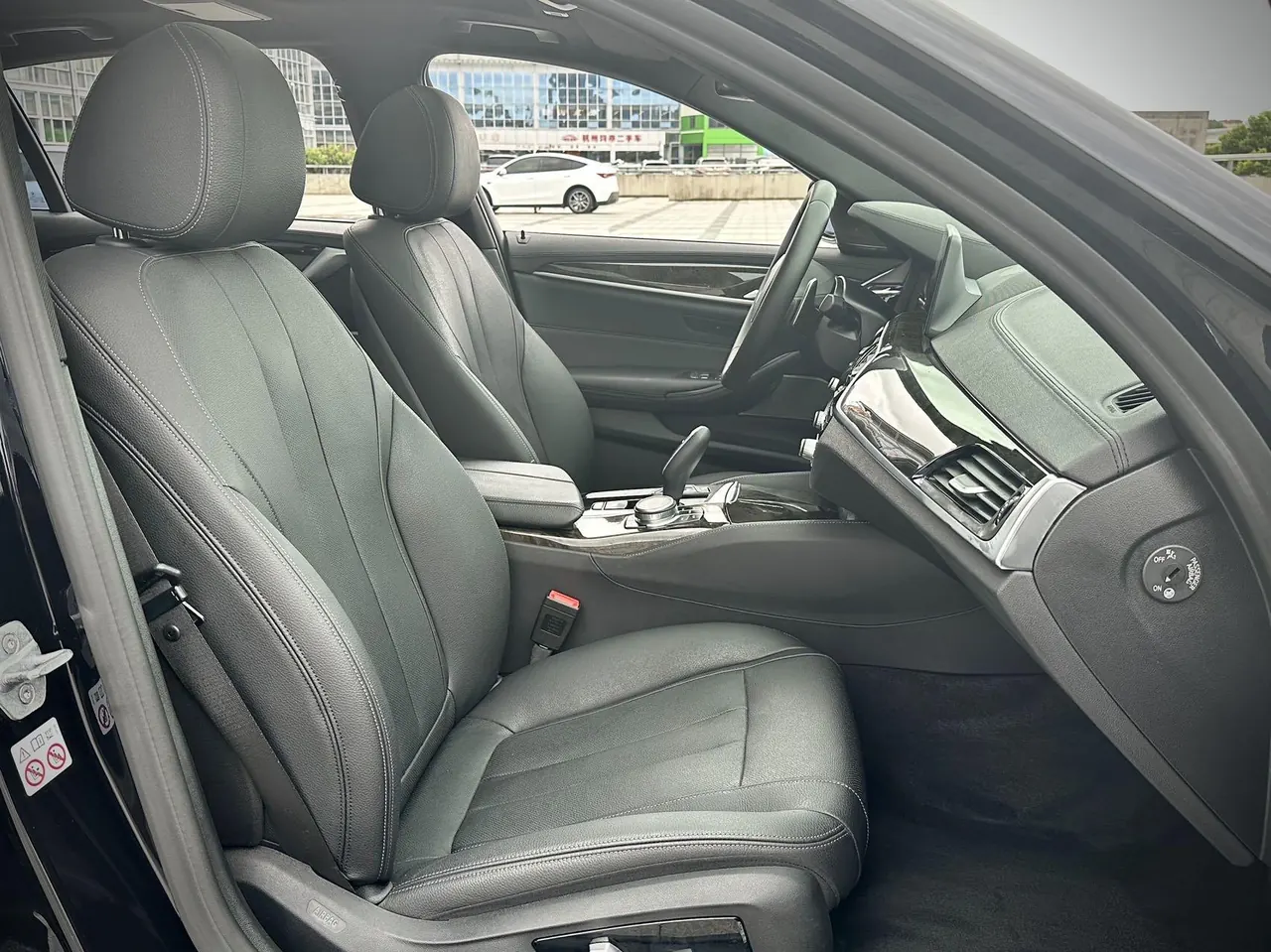 BMW 5 Series 2020 530Li 2.0T Exclusive M Sports Suit Automatic Gear 16