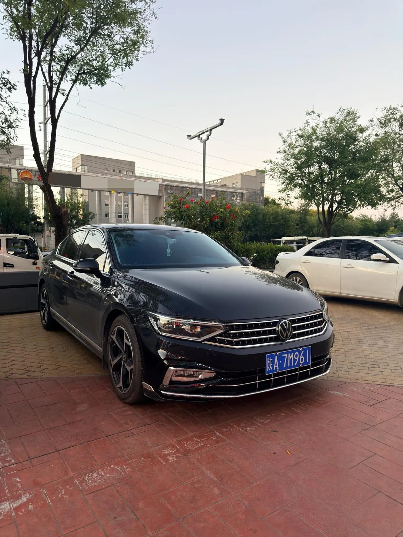 Volkswagen 2025 Magotan 2.0TSI 330TSI 2 million luxury automatic gear 4