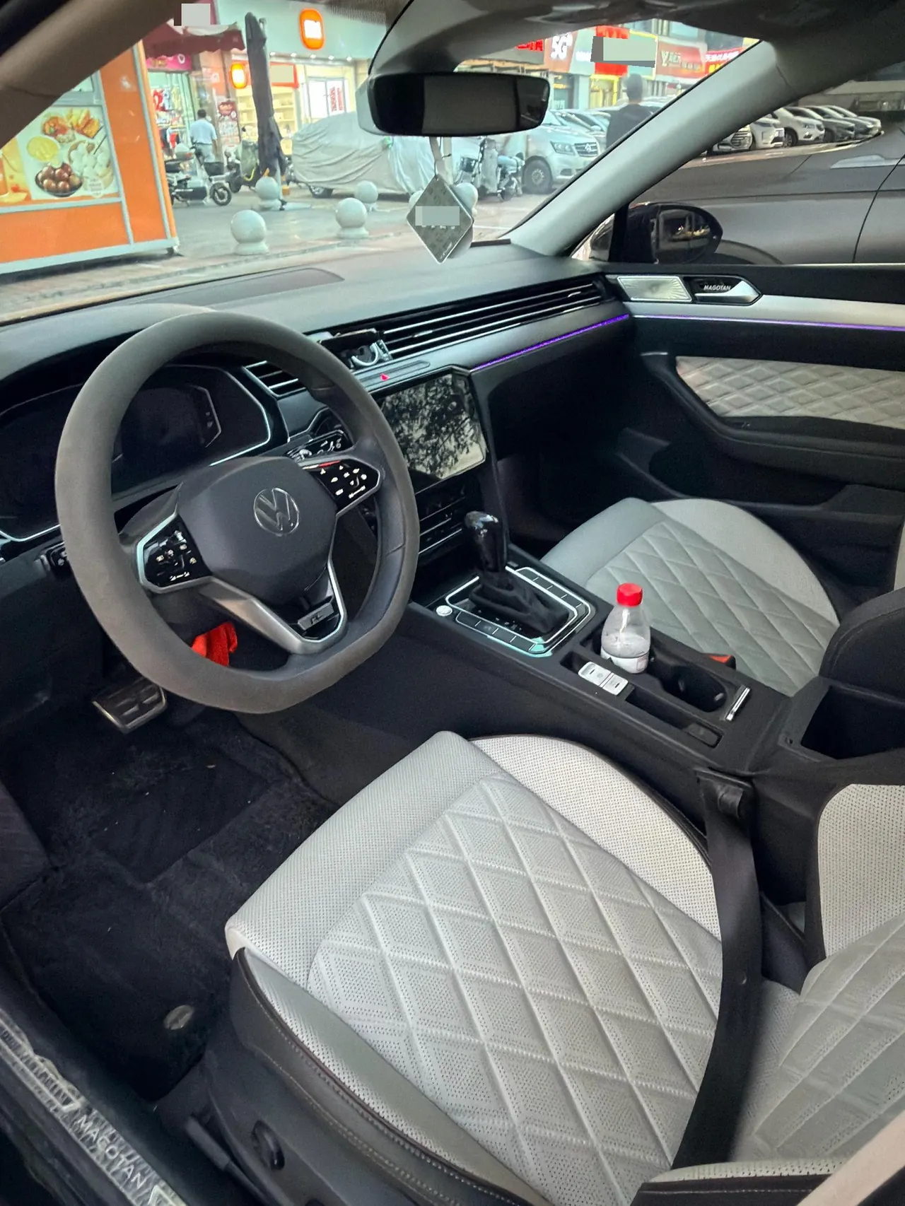 Volkswagen 2025 Magotan 2.0TSI 330TSI 2 million luxury automatic gear 6