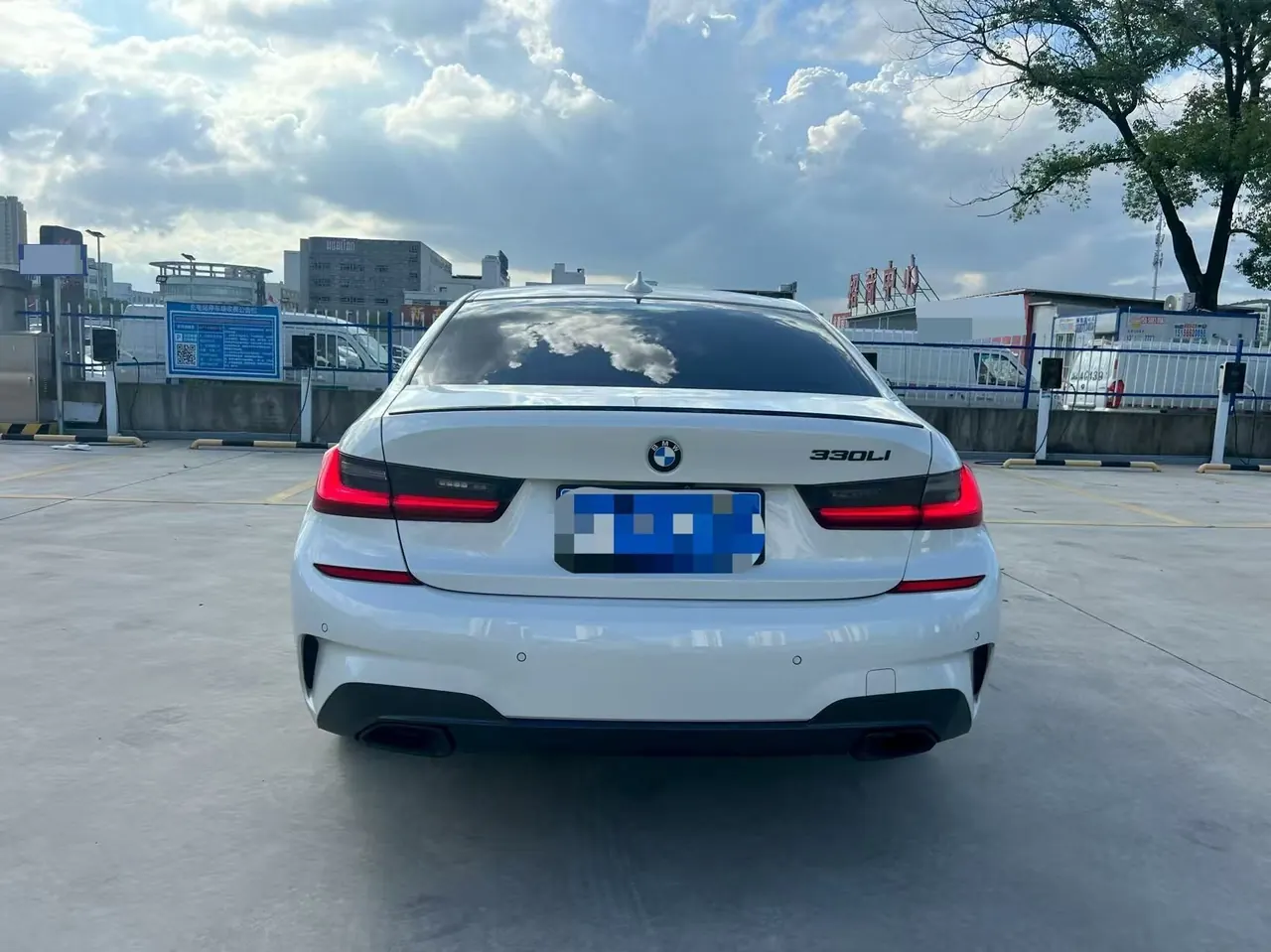 BMW 3 Series 2020 325Li 2.0T M Sports Obsidian Night Edition Automatic Gear 8