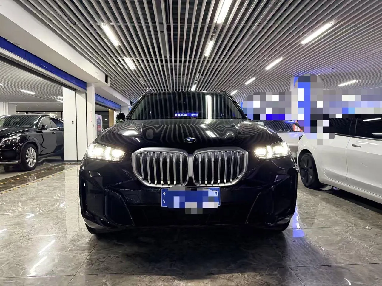 BMW 2025 X5 xDrive30Li 48V 2.0T M sports obsidian night suit automatic gear 2