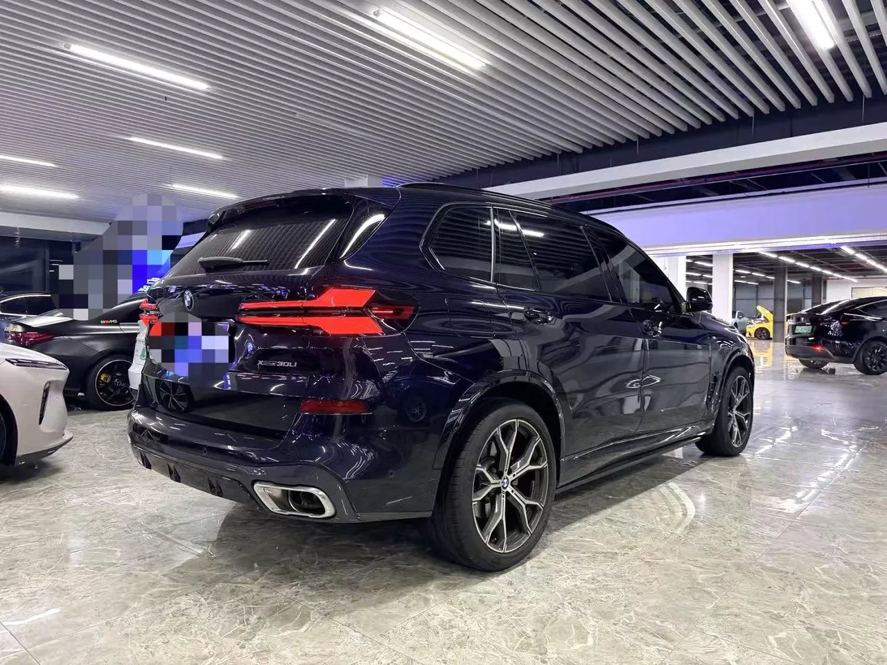 BMW 2025 X5 xDrive30Li 48V 2.0T M sports obsidian night suit automatic gear 6