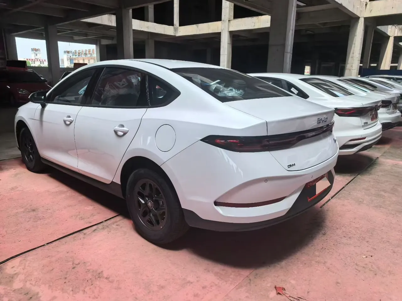 BYD 2025 Qin PLUS DM-i 1.5 stepless smart driving version 128KM aggressive automatic gear 5