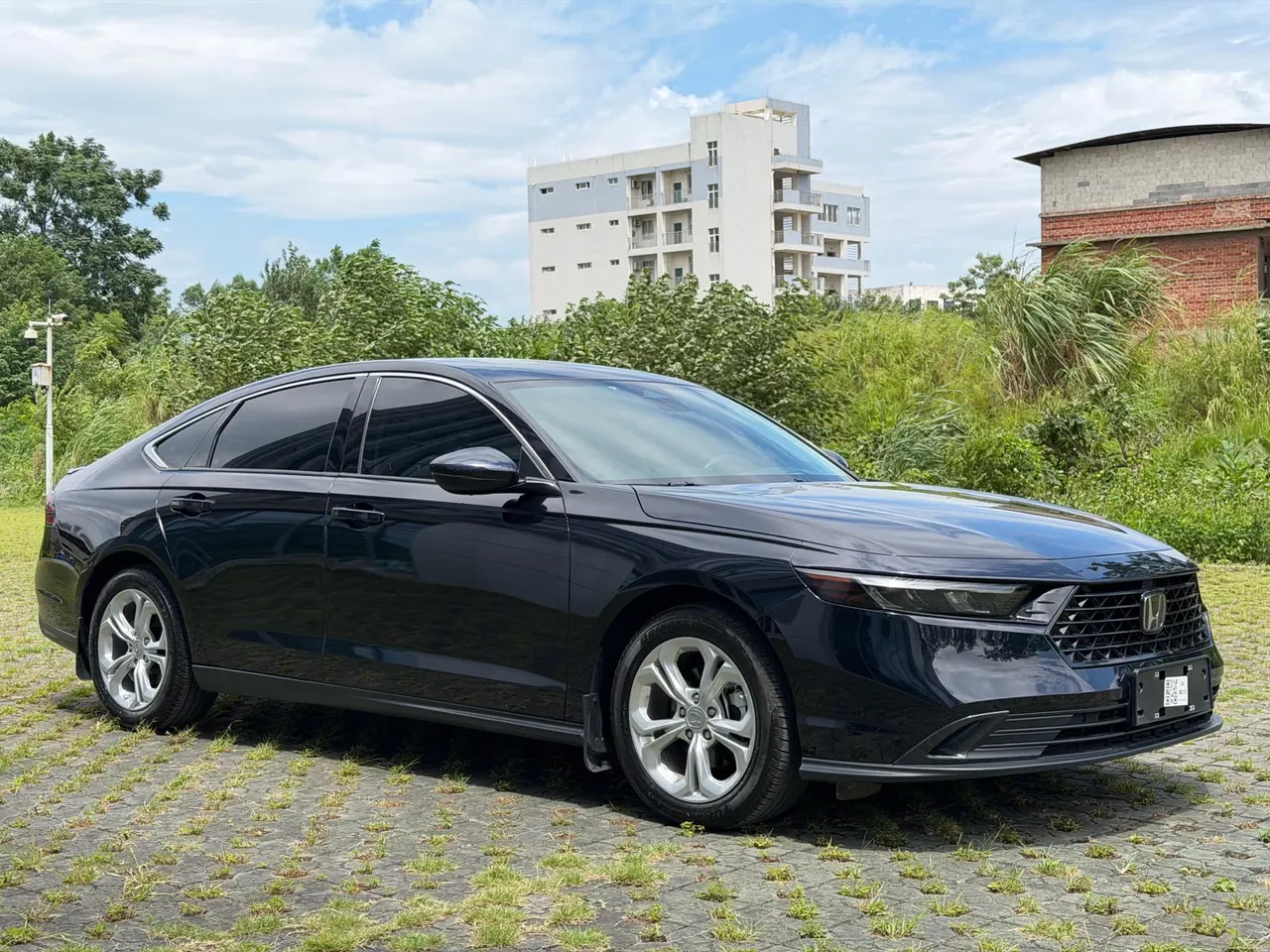 Honda 2023 11th Generation Accord 1.5T Stepless 260TURBO Deluxe Automatic Gear 3