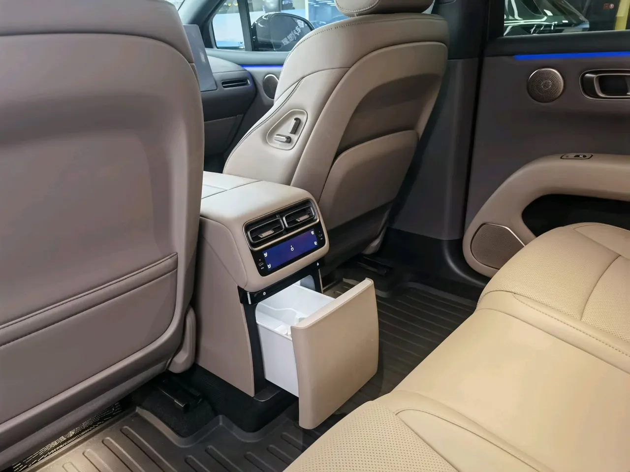 Li 2025 I 300.00g Drive Standard Edition Automatic Gear 3
