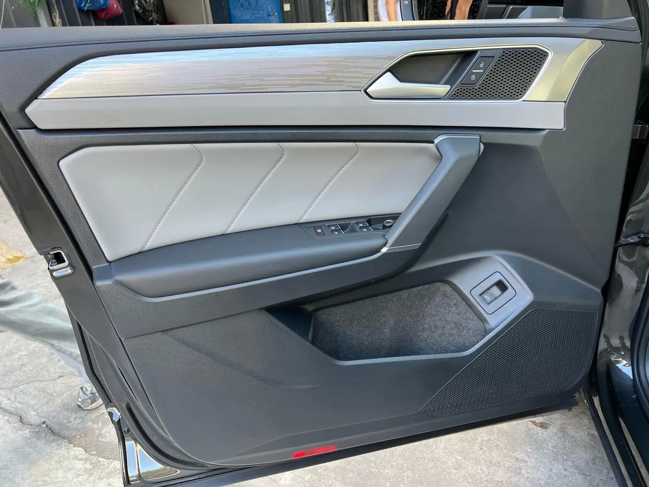 Volkswagen 2023 Tanyue 2.0TSI 380TSI four-wheel drive R-Line high-energy version of automatic gear 7