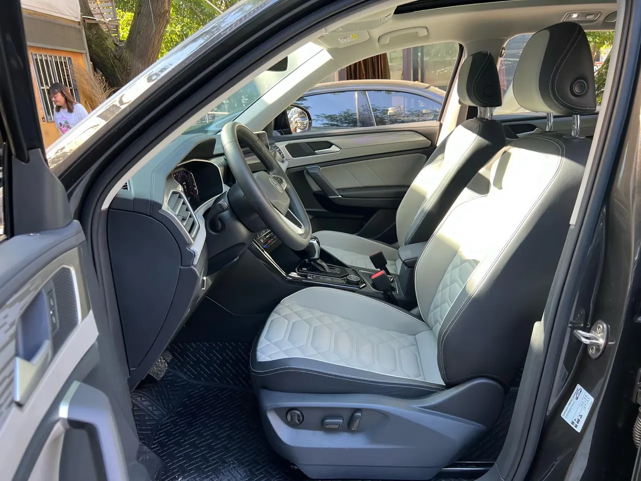 Volkswagen 2023 Tanyue 2.0TSI 380TSI four-wheel drive R-Line high-energy version of automatic gear 8