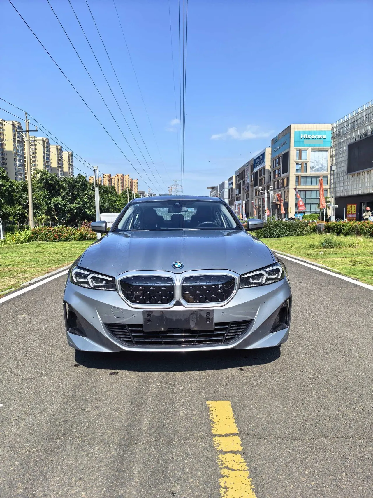 BMW 2022 i3 eDrive 35L automatic gear 5