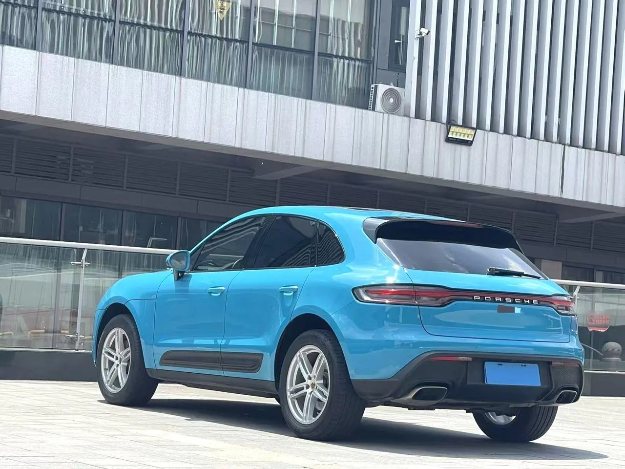 Porsche Macan (Imported) 2022 Macan 2.0T Automatic Gear 3