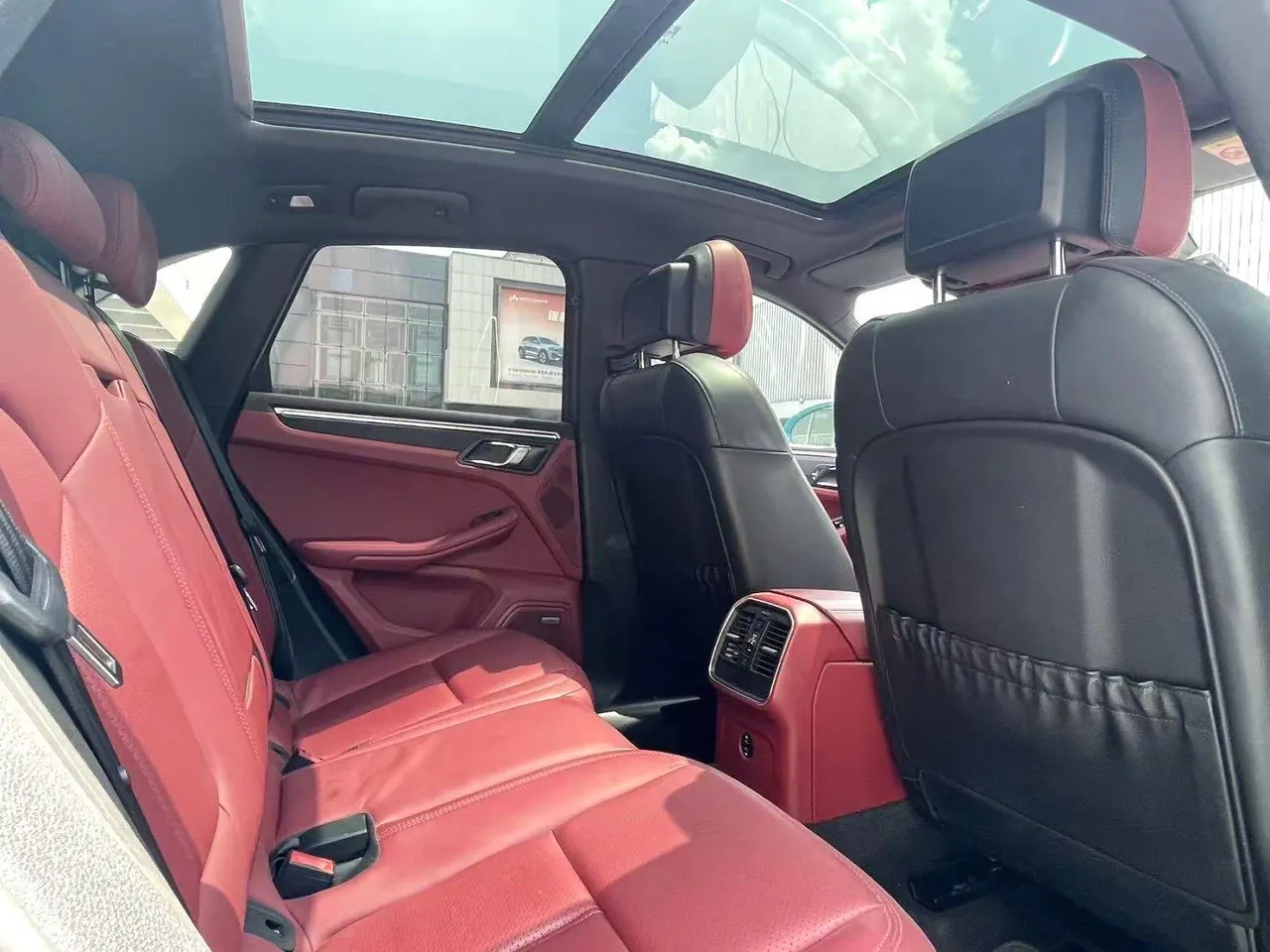 Porsche Macan (Imported) 2022 Macan 2.0T Automatic Gear 7