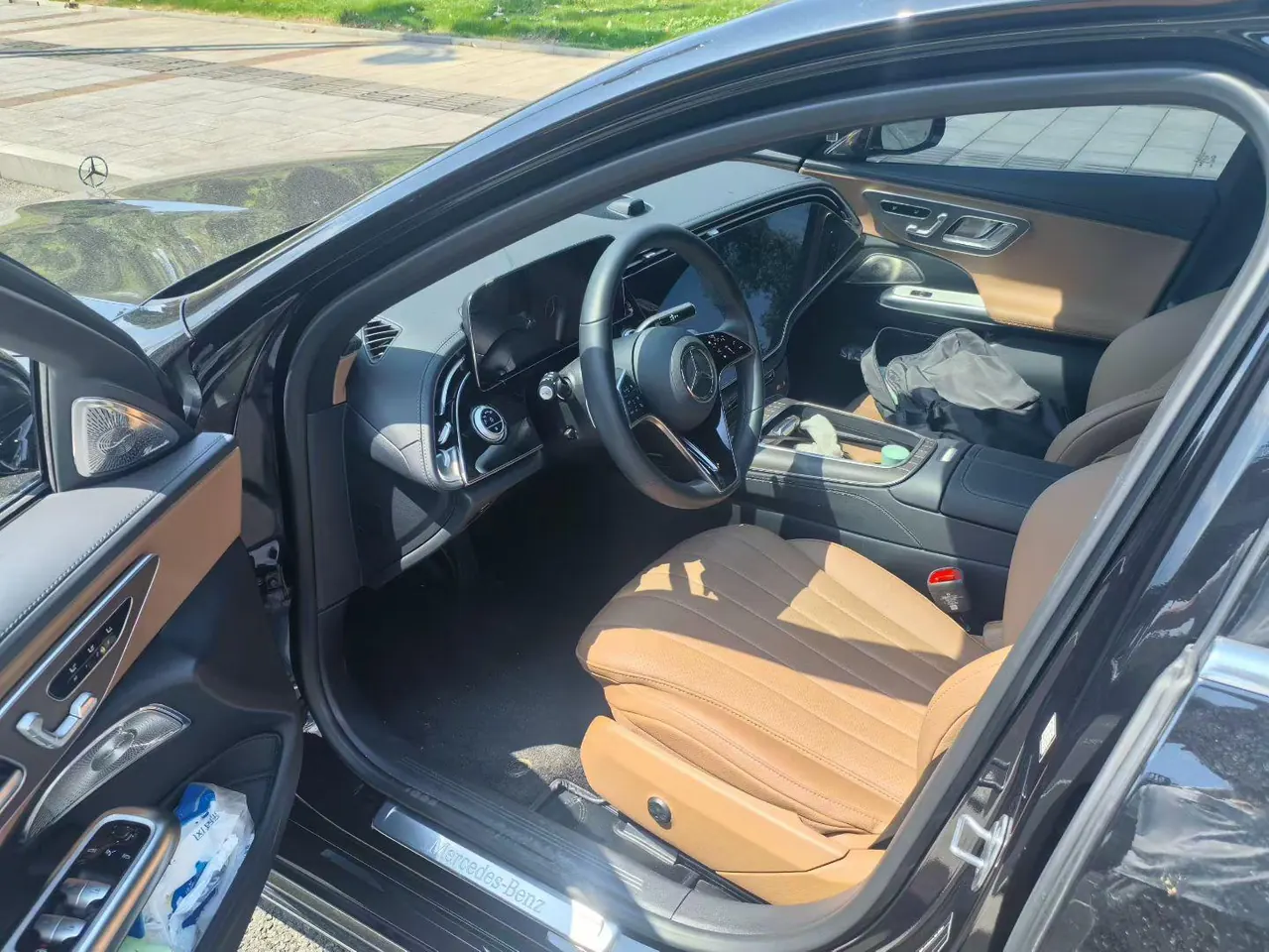 Mercedes Benz E-Class 2026 model E 300 L 48V 2.0T Luxury Edition Automatic 3