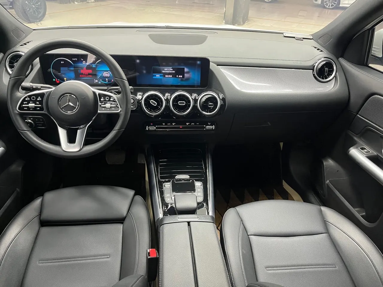 Mercedes Benz 2022 GLA 200 1.3T (modified) automatic gear 6