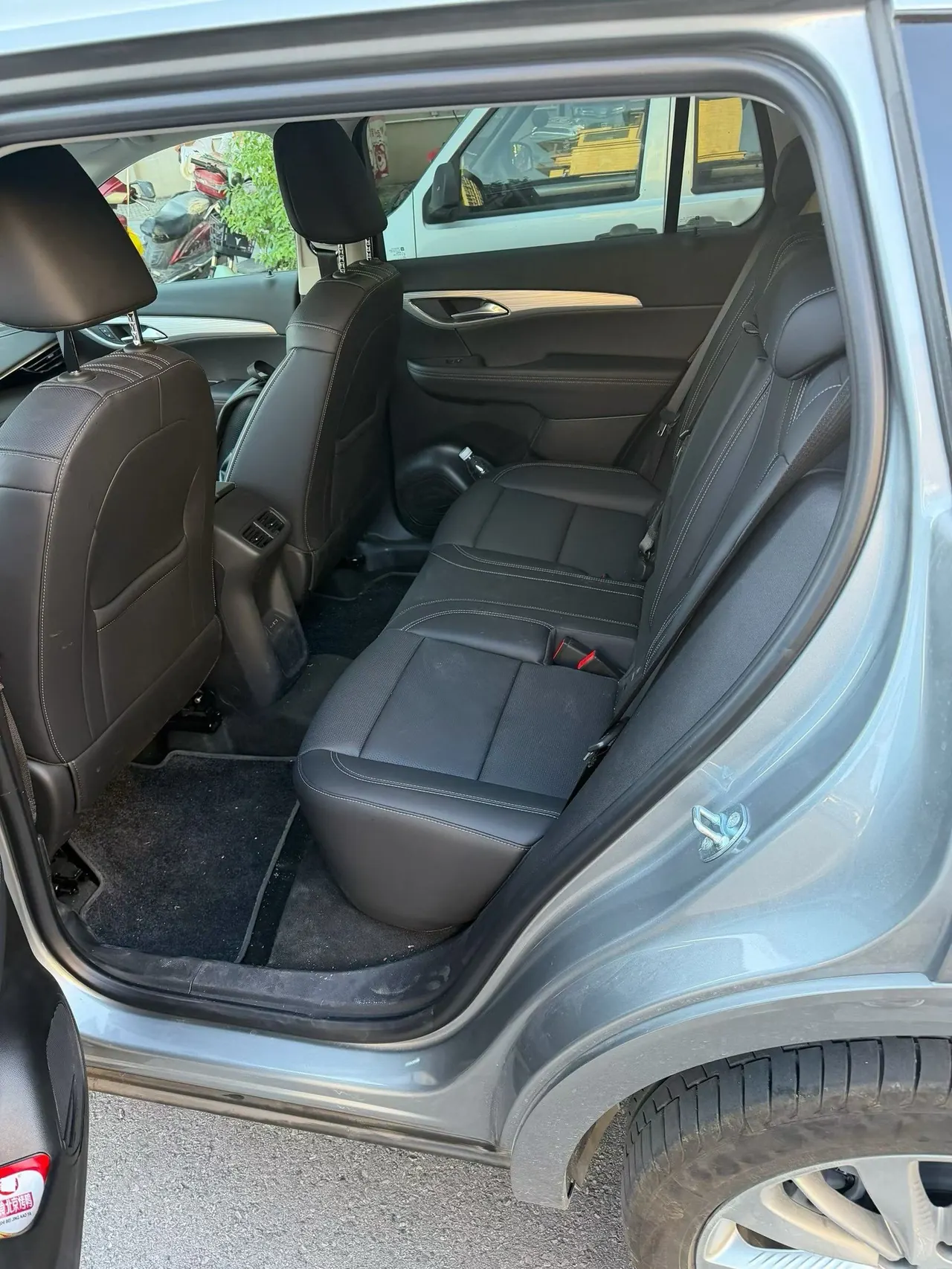 Buick 2026 Angkewei Plus 2.0T 4-wheel drive Avenir Avia automatic gear 5
