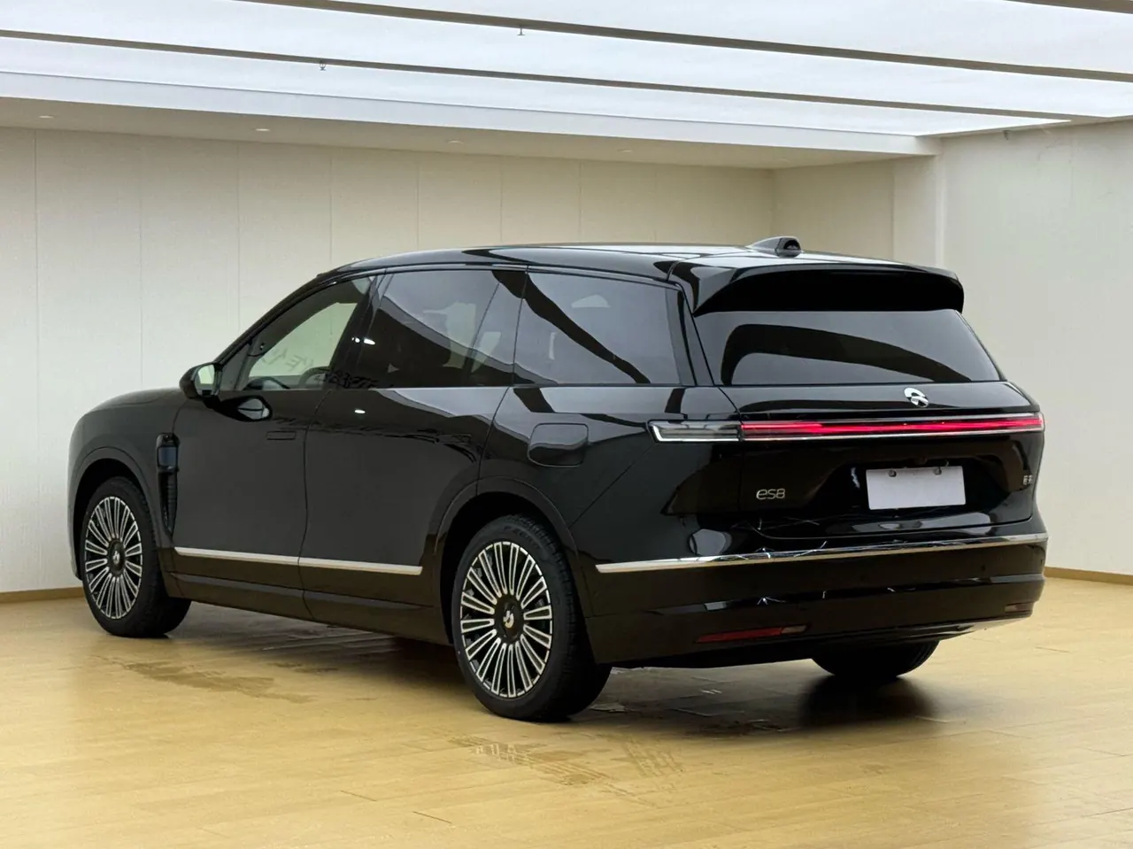 NIO 2026 ES8 5-seat Executive Deluxe Automatic Gear 11