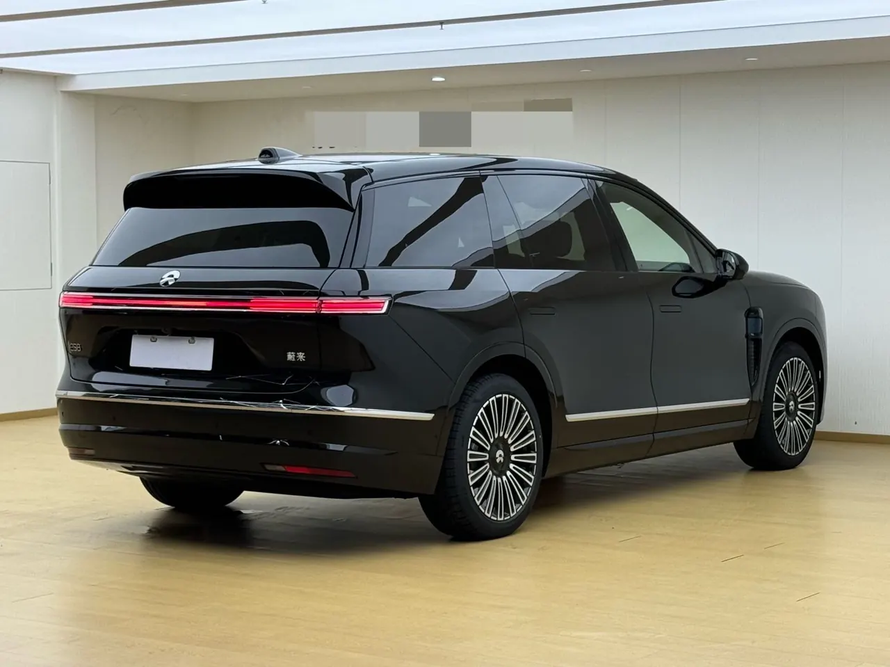 NIO 2026 ES8 5-seat Executive Deluxe Automatic Gear 9